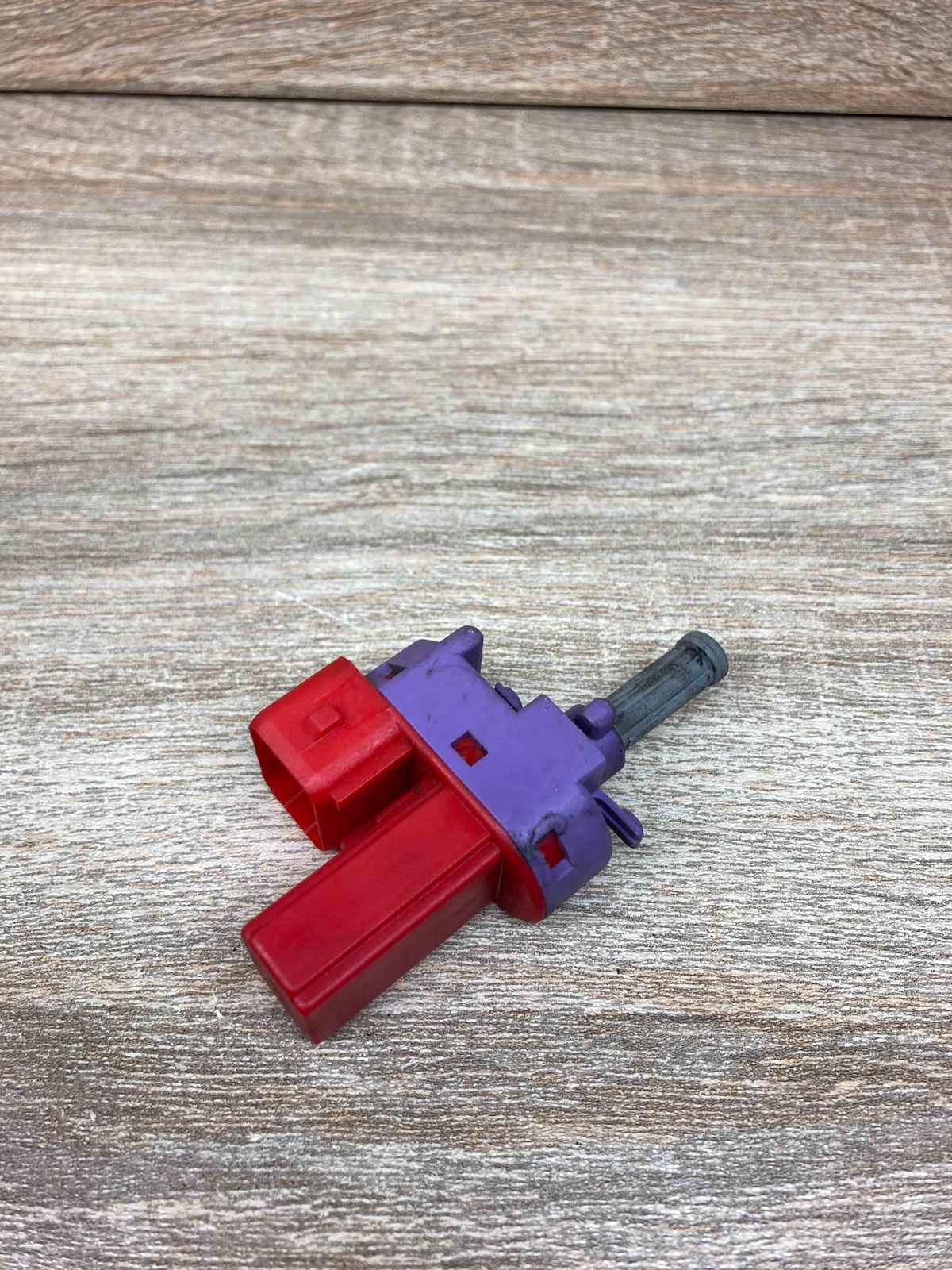 98AB 7C534 AA OE Ford Focus Clutch Pedal Sensor Switch eBay