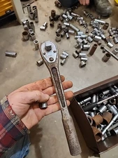 Vtg HUSKY T-S 9-46 Forged 1/2" Drive Push Through Ratchet H3183 U.S.A. Sockets 