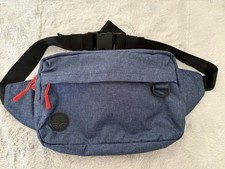 Tushbaby Bag Baby Blue Comfort Crosbody
