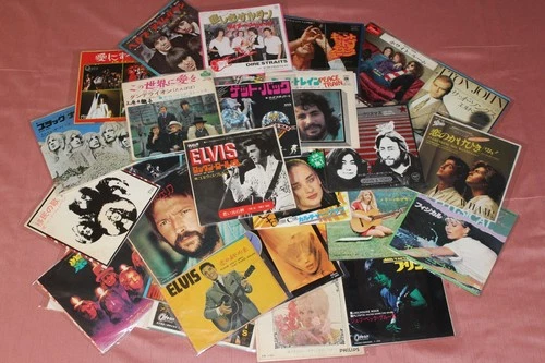 Lot 52 JAPAN 7 45 POP HARD ROCK  ELVIS PRESLEY THE BEATLES ROLLING STONES QUEEN