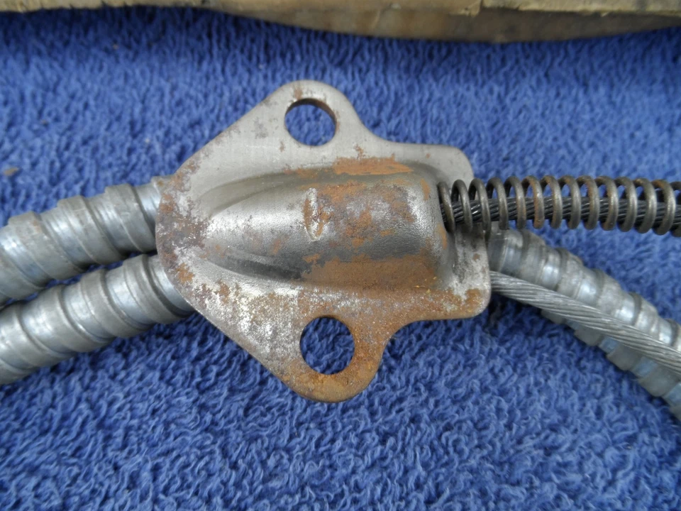 Cabo de freio traseiro 1940 Hudson Super 6 Eight DeLuxe 8 Series parque de emergência 160151 - Imagem 4 de 4