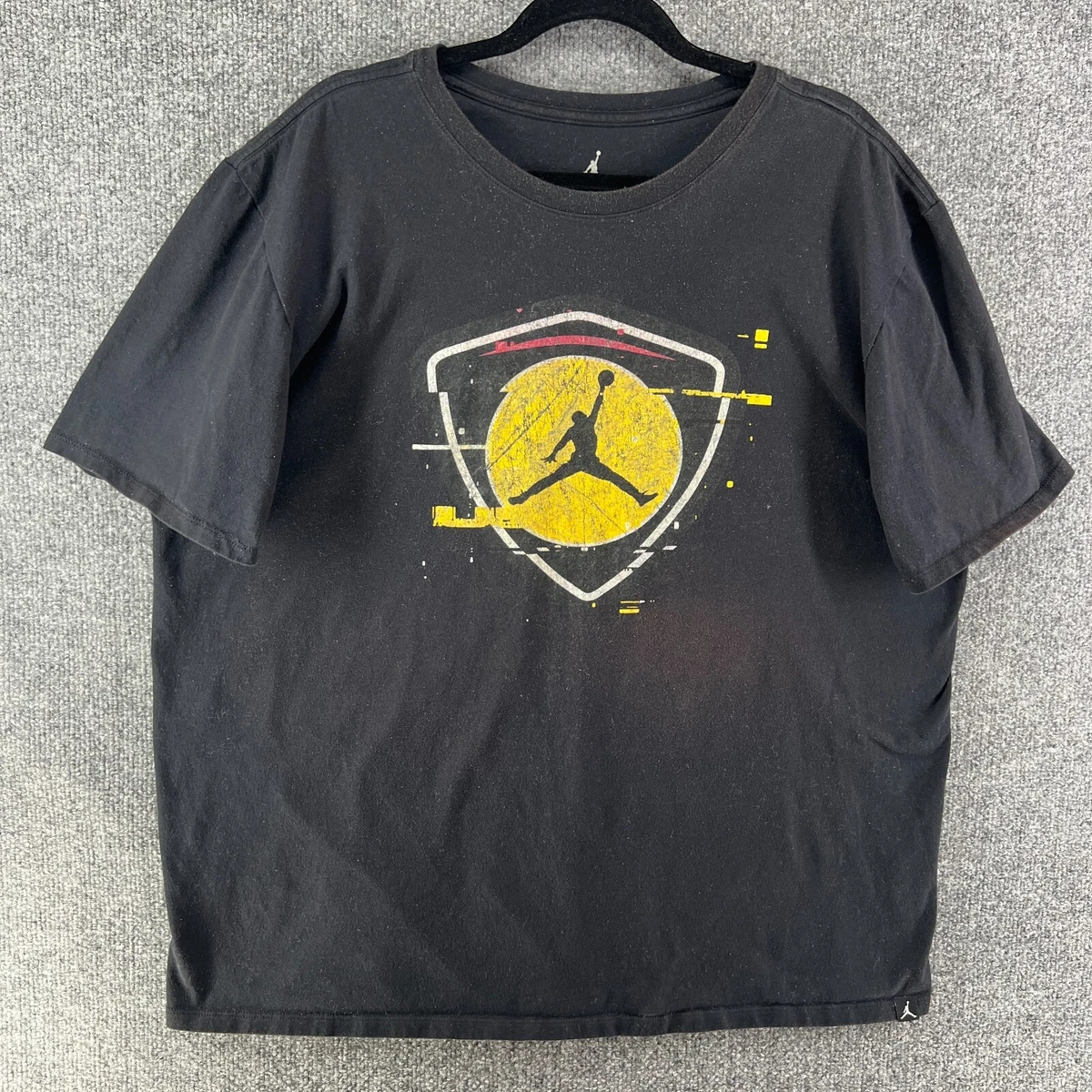 Grey and black jordan shirt new arrivals