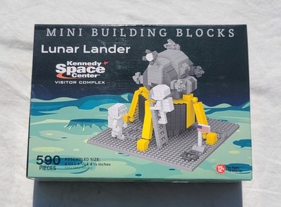 Lunar Lander Mini Building Blocks 590 piece Kennedy Space Center Souvenir Model