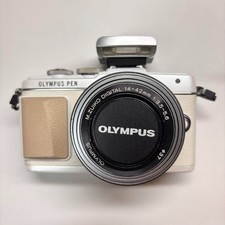 Olympus PEN E-PL7 Digital Camera White with 14-42mm Lens Used Working