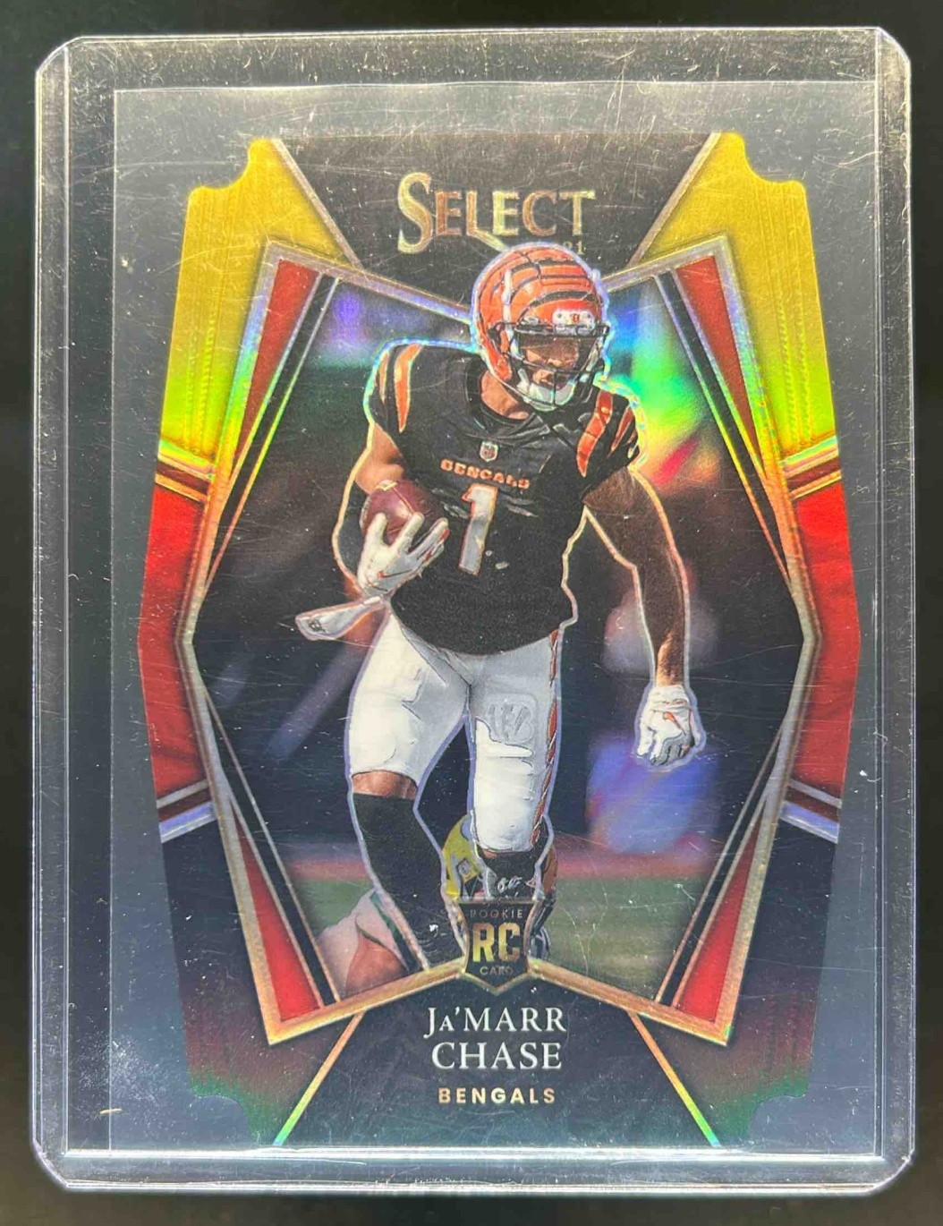 2021 Select Ja'Marr Chase RC Black and Gold Prizm Die Cut Premier Level #147
