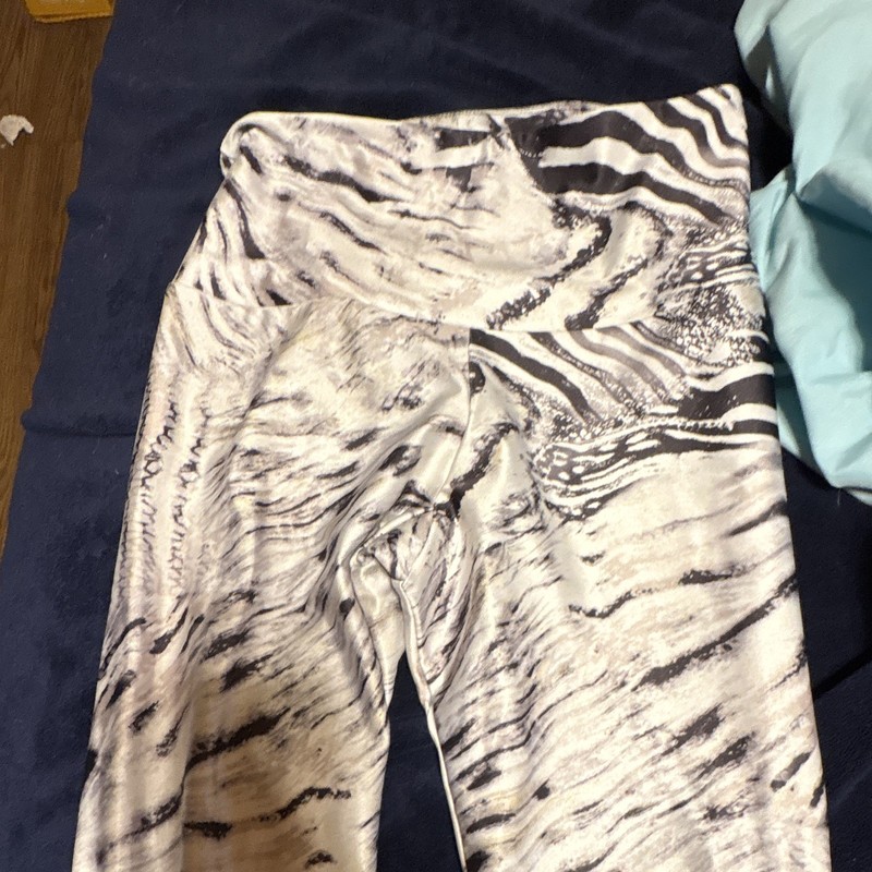azu Women’s Zebra Animal Print High-Rise Ankle Leggings M Stretch Polyester