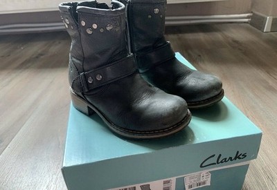 Clarks Kinder Leder Stiefel Boot EU24
