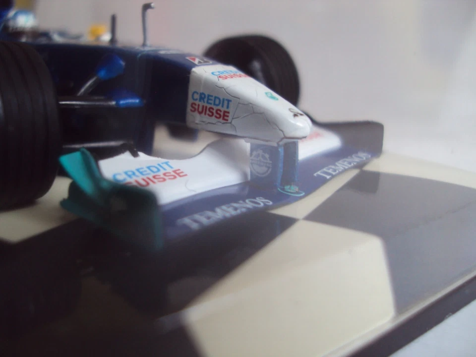 F1 1/43 Red Bull Sauber Petronas C20 - 2001 K. Raikkonen Minichamps - Immagine 4 di 4