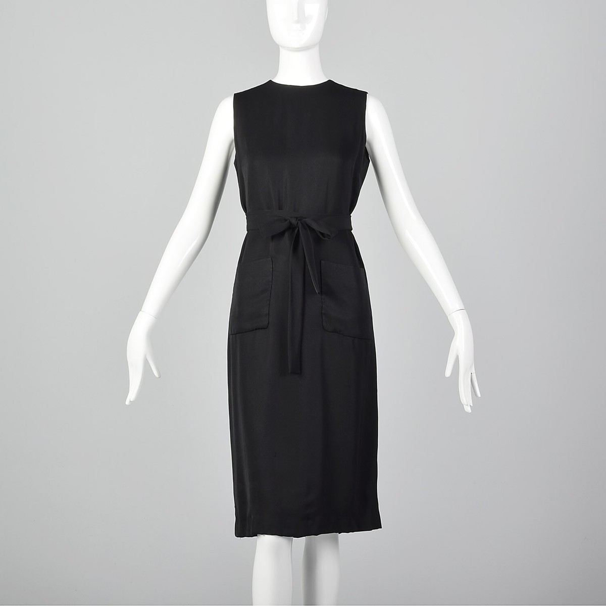black sixties dress Ageny vintage dress with pearl detail in black