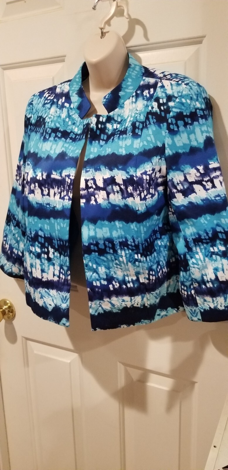 Picture 2 of 6