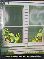 Ghoul HALLOWEEN Spooky Decorative Plastic Window Cover  14 X 14 Inch New