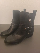 Marc Fisher Dalary Black Leather Zip Ankle Fashion Boots Bootie Women's Size 7M