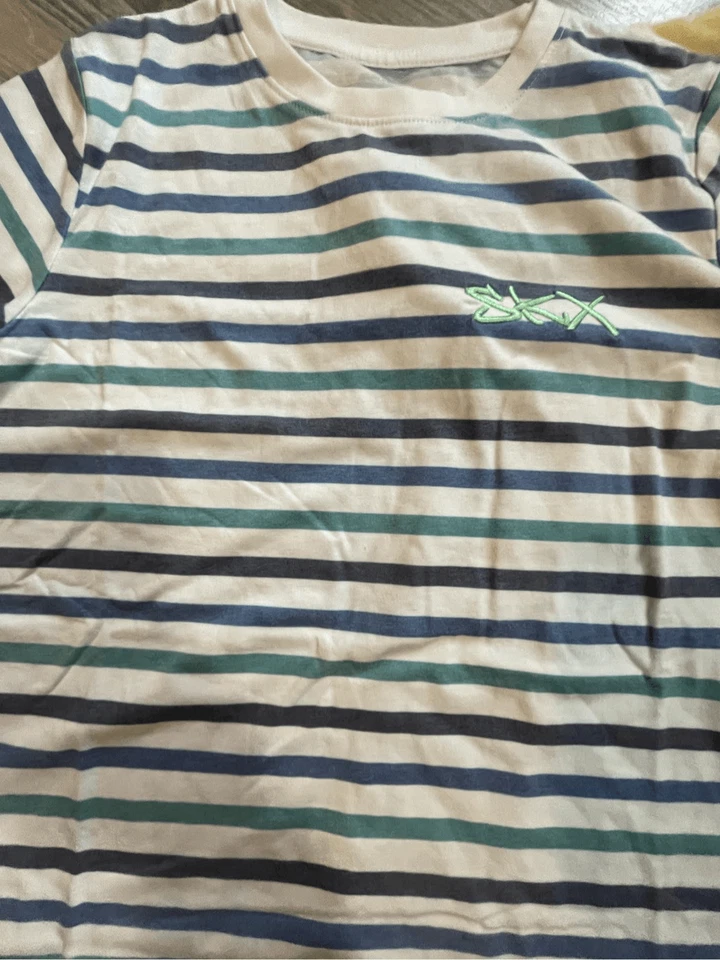 NWOT Skechers T-shirt bundle Boys Size Medium Foto 3 de 4