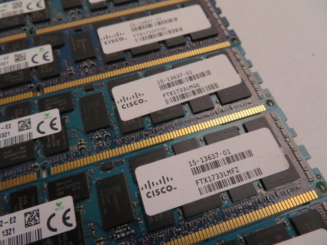 как выглядит SKHYNIX 128GB 16x8GB SERVER RAM PC3L-12800R 2Rx4 ECC REGISTERED HMT31GR7CFR4A фото