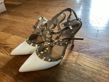 BCBG Darronx-x Studded Pump Heels alabaster/adobe size 8 with box