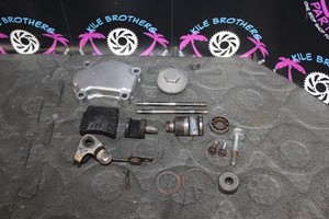 1994 Honda 92-99 CR250R OEM ENGINE POWER VALVE GOVERNOR COVER ARM LINK 19360-KZ3