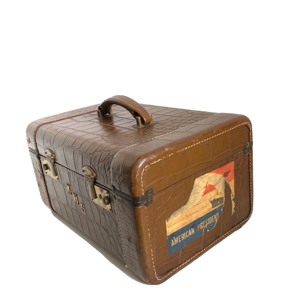 1950's Art Deco Alligator Embossed Leather Train Case - Image 2 of 4