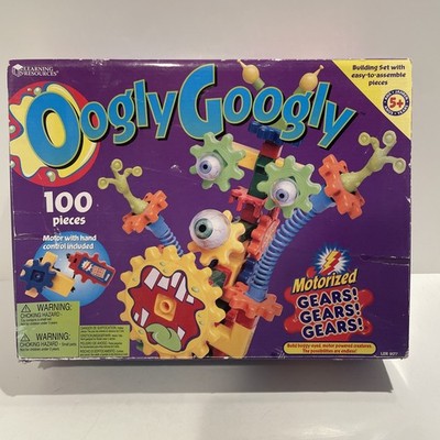 Vtg 1990s Oogly Googly Motorized Bug-Eyed Monster Robot Toy 100pc Toy Set