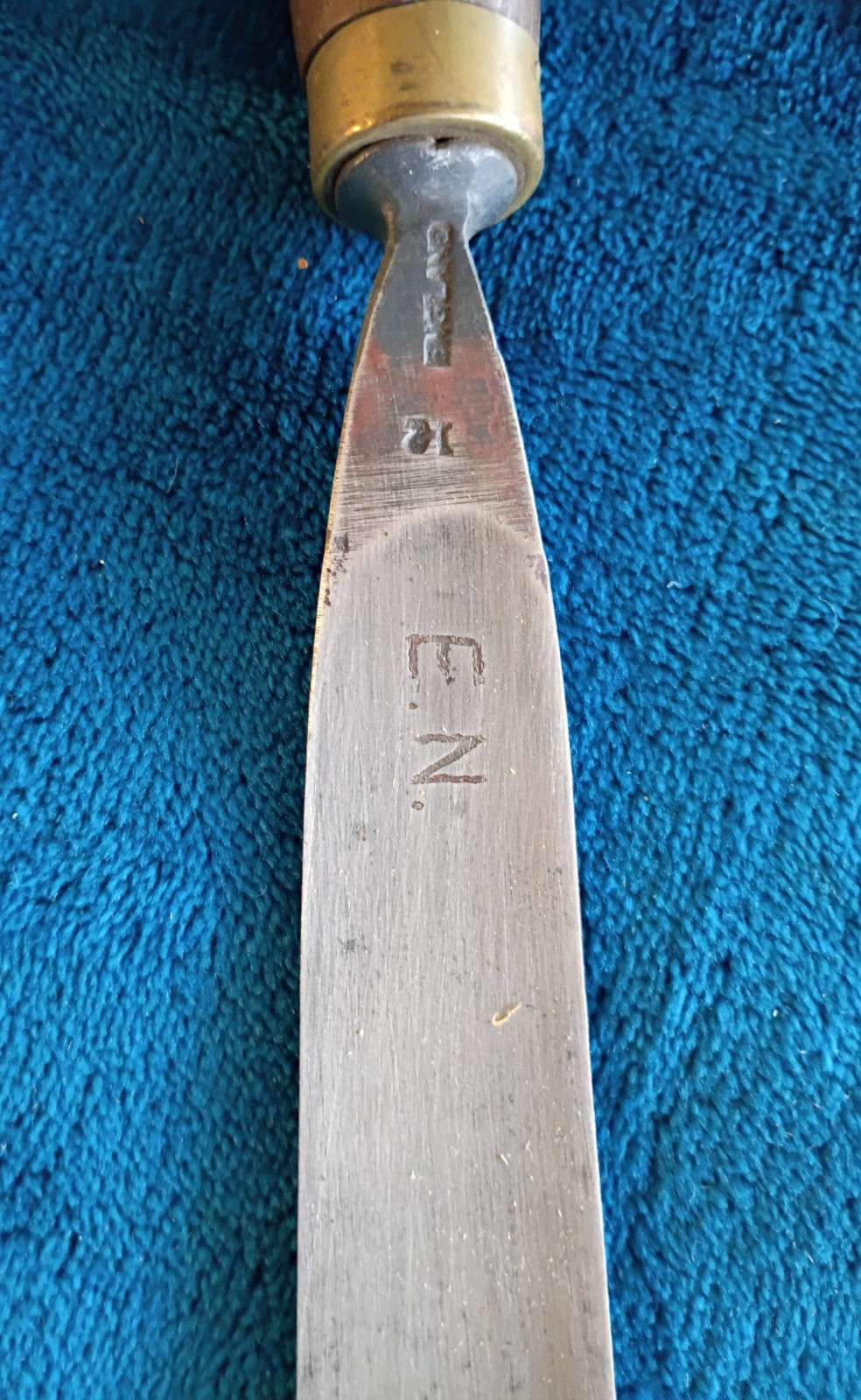 VINTAGE S J ADDIS #12 CAST STEEL 1" WOOD CARVING GOUGE CHISEL.