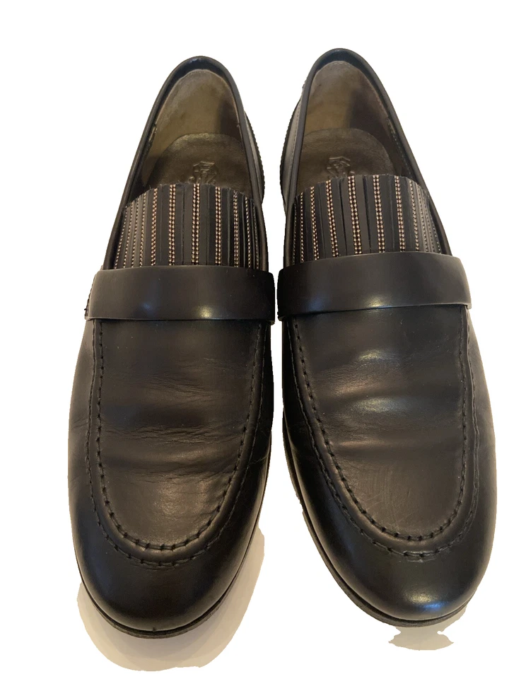 Zapatos planos Brunello Cucinelli talla 36/5,5 EE. UU. de cuero negro sin cordones con cuentas ITALIA Foto 2 de 4