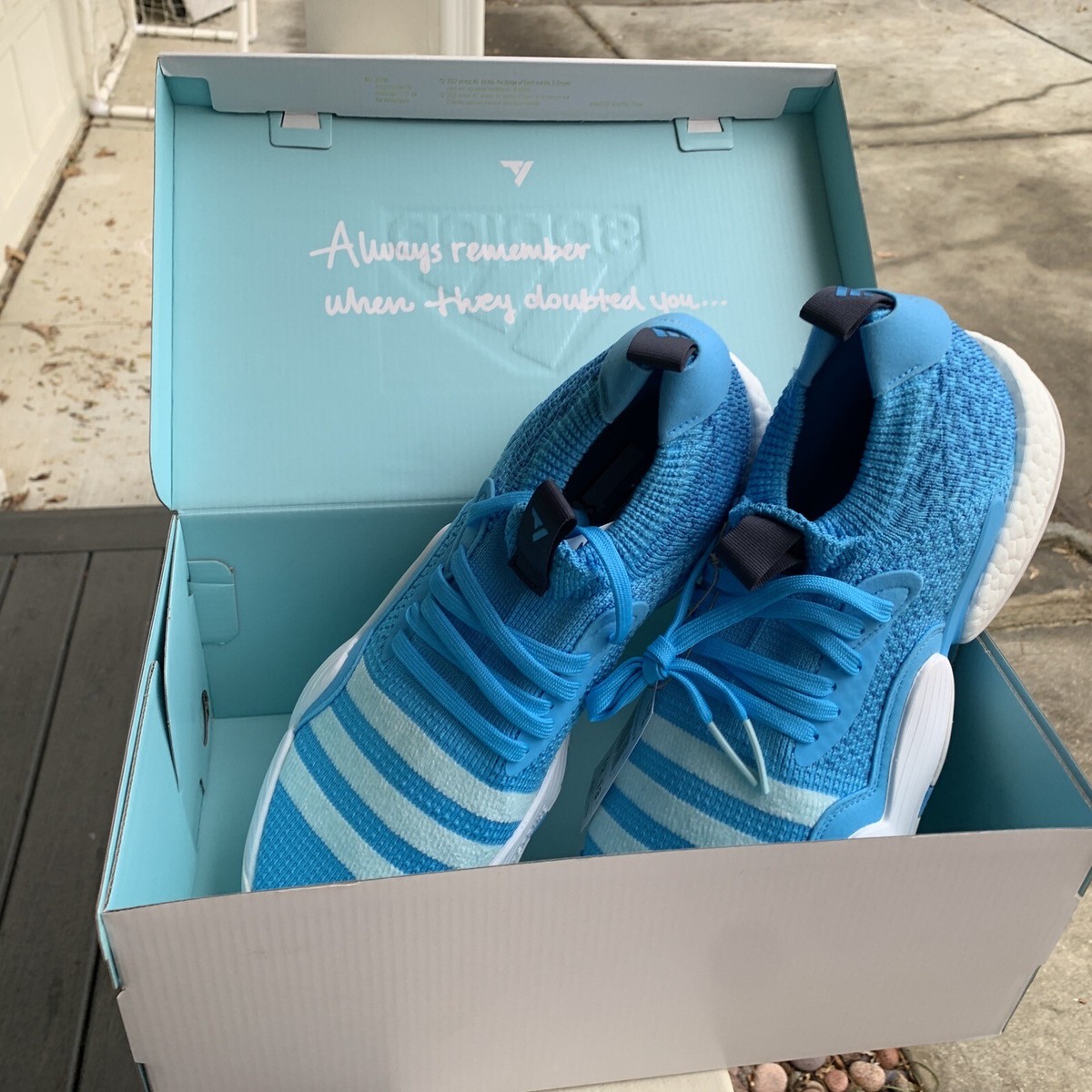 NEW* Men's Adidas TRAE YOUNG 2 | Sky Blue White | Size 8 | H06479