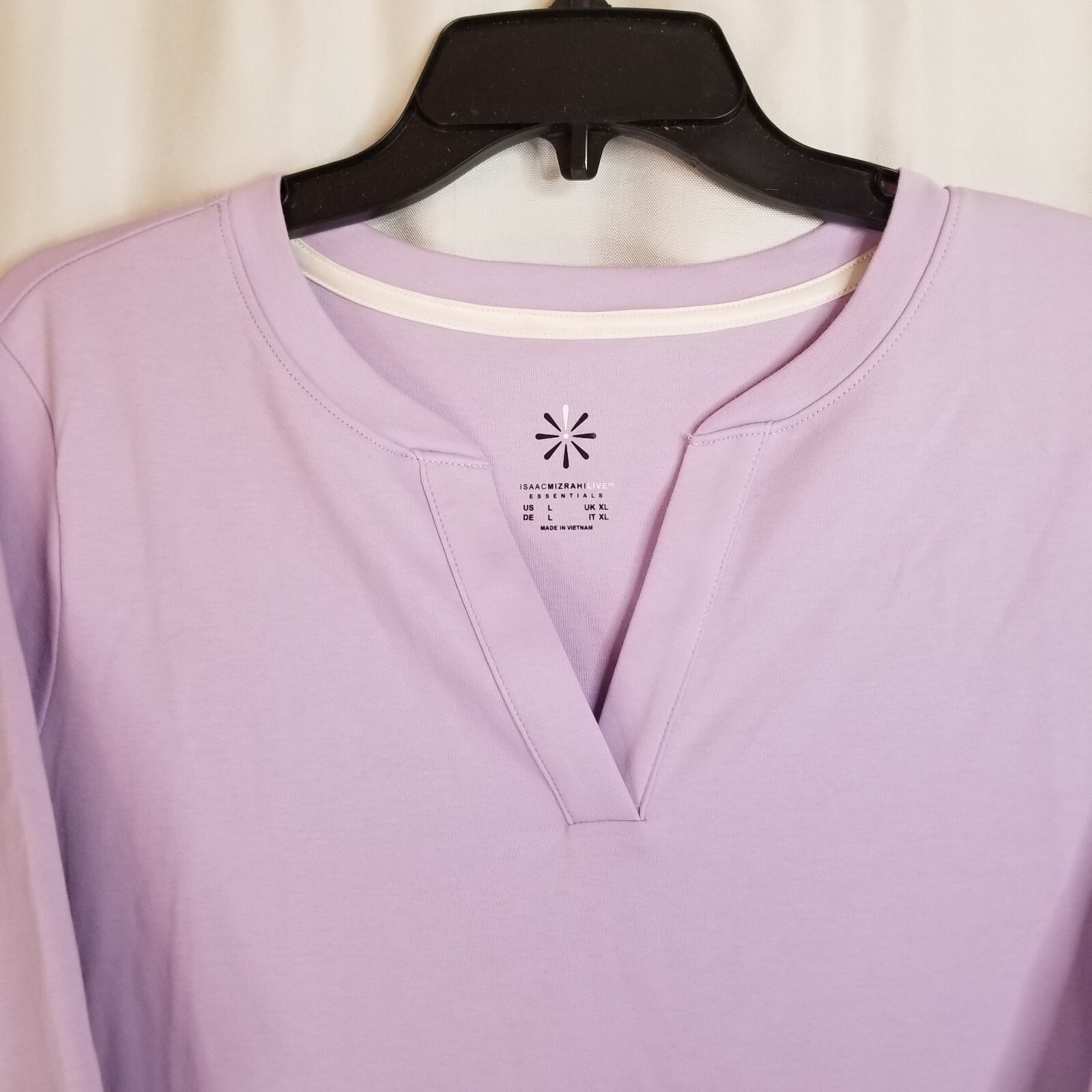 Isaac Mizrahi Women's Top Live Essentials V-Neck Light Purple Short Sleeve Sz XL thumbnail 3