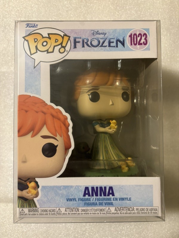 Funko Pop! Anna Disney Frozen 1023 in Pop Protector