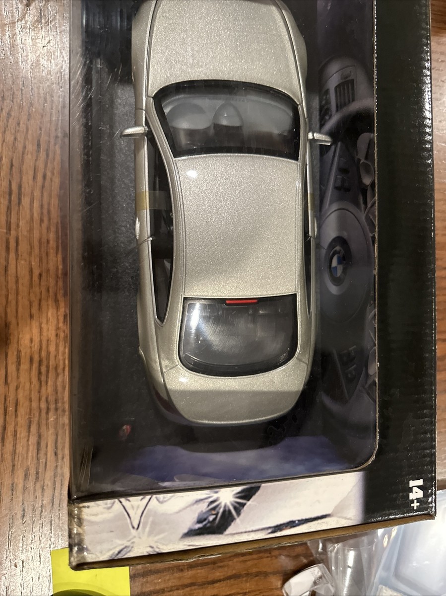 ミニカー HOT WHEELS  BMW645Ci s-l400.jpg