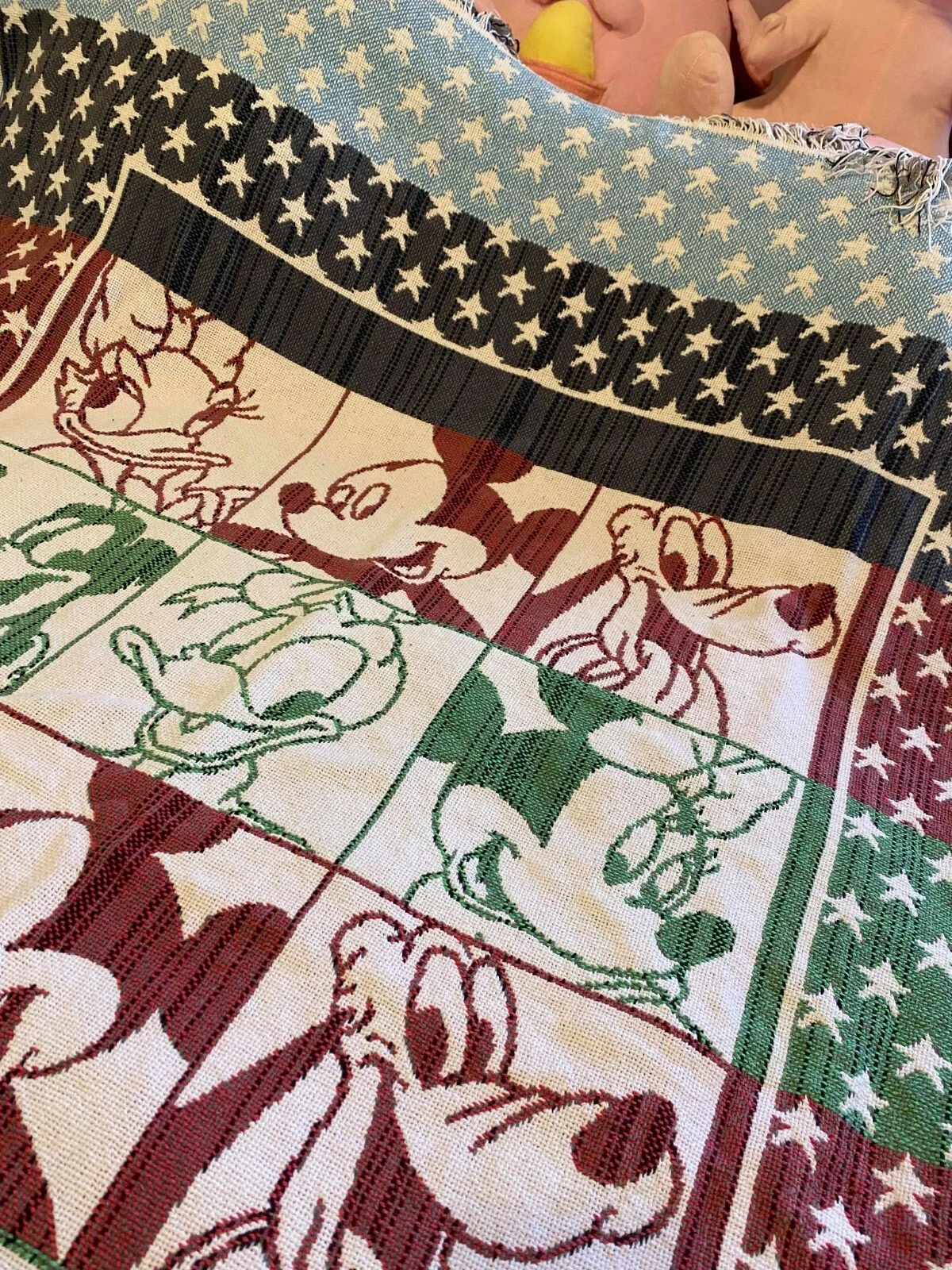 Disney Mickey Mouse Tapestry Throw Blanket Donald Minnie Goofy Pluto Daisy