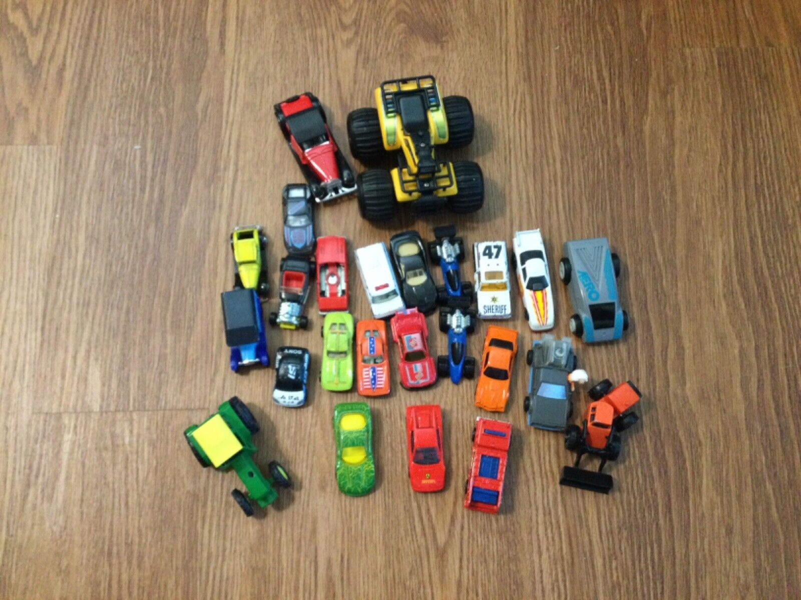 Hot Wheels Vtg Lot of 25 Cars and More~ Tonka~Tractor ~Fire Truck