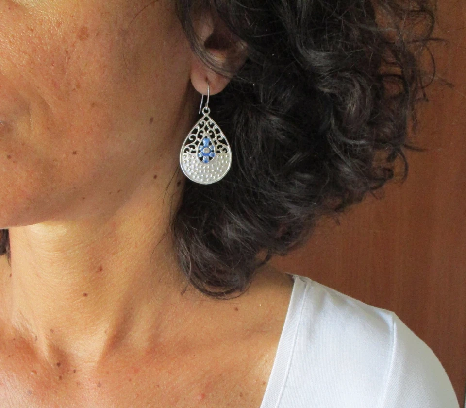 Orecchini in argento 925 pendenti, con smaltatura Blu e Cristallo, handmade - Immagine 2 di 4