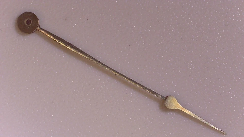 UNE TRES ANCIENNE AIGUILLE POUR MONTRE GOUSSET - Photo 1/1