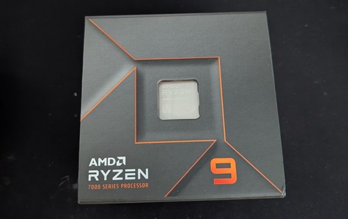 AMD Ryzen 9 7950X 16-Core, 32-Thread Unlocked Desktop Processor