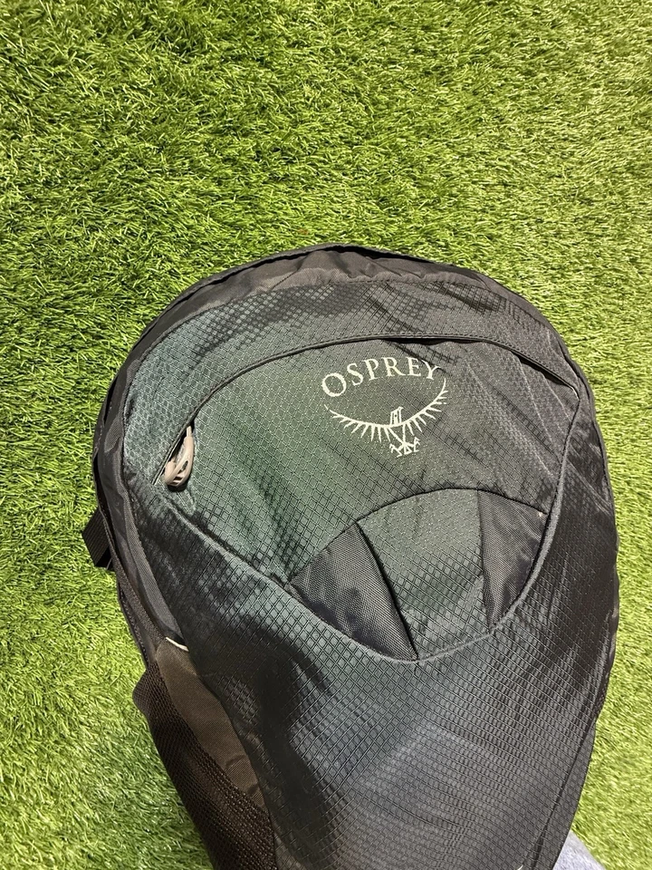 Osprey Daylite Travel Plus Backpack Black Lightweight CarryOn Pack 20L - Image 3 of 4