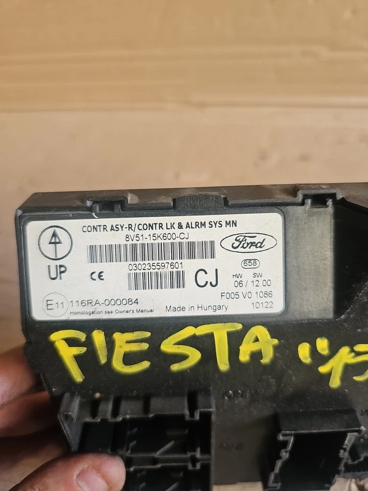 8V5115K600CJ CENTRALINA MOTORE PER FORD FIESTA CB1 TREND 7944261 7944261 - Immagine 2 di 3