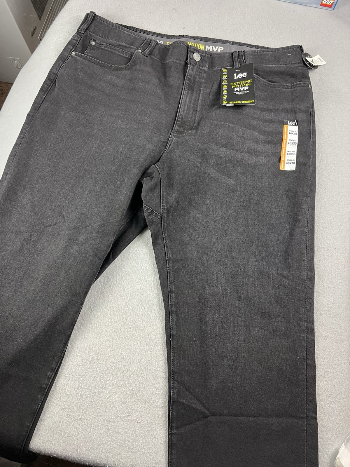 LEE Extreme Motion MVP Relaxed Straight Men's Jeans W46 L30 Vintage Black New With Tags