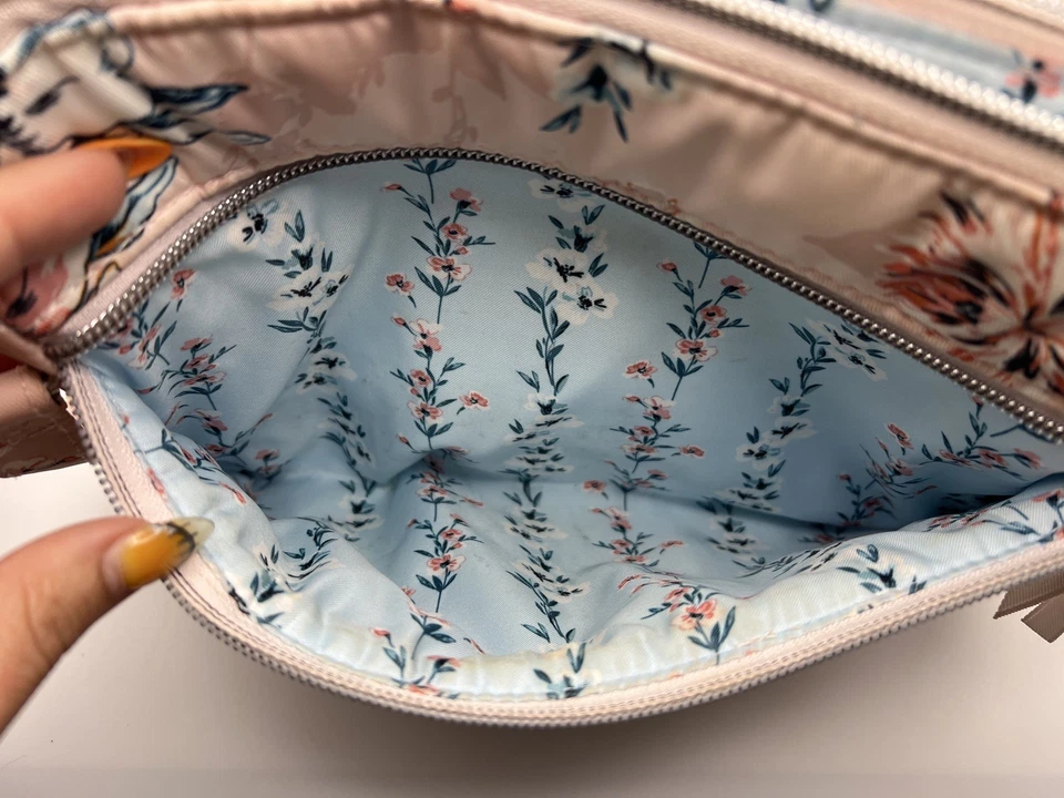Vera Bradley Triple Compartment Crossbody Bag- Peach Blossom Bouquet Floral Used - Image 4 of 4