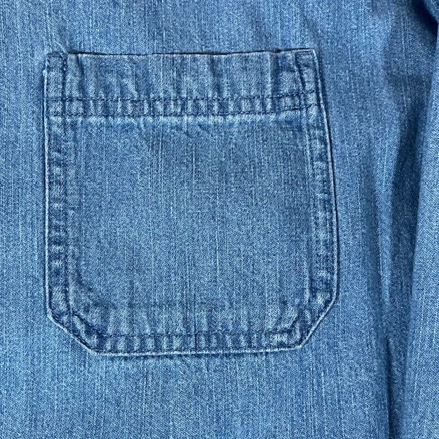 Croft&Barrow Shirt Men's 2XL Denim Blue Long Sleeve 100% Cotton Button-Down - Image 4 of 4