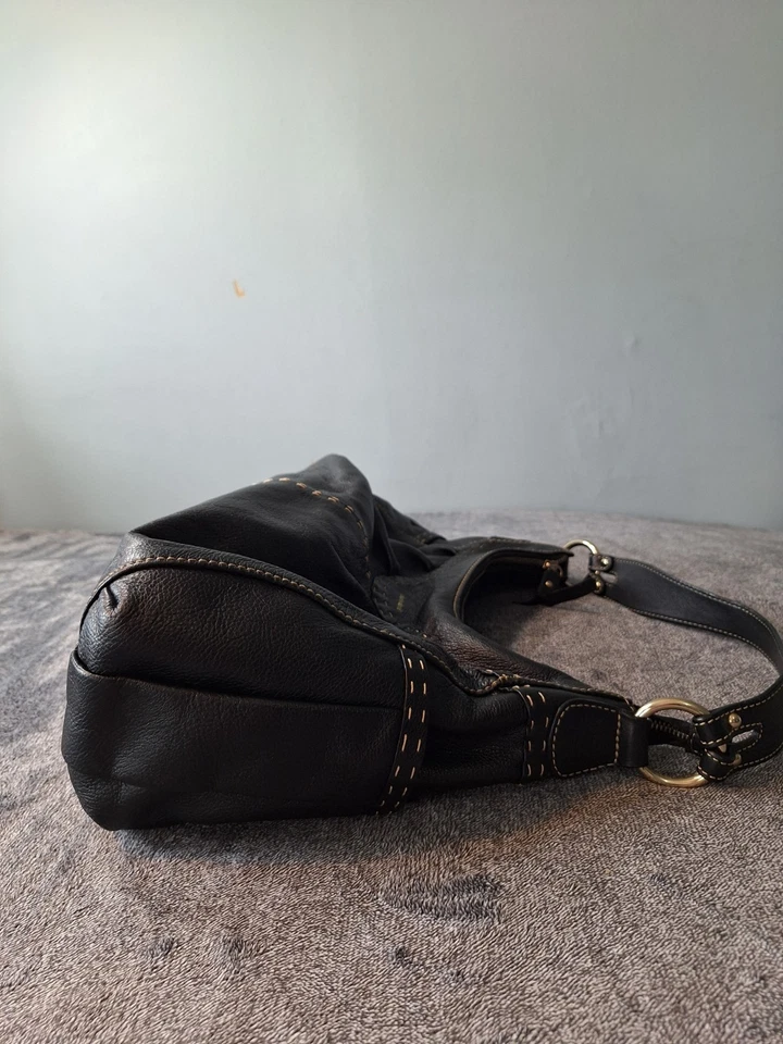 Charles David Slouchy 水饺包 皮革 单肩包 钱包 黑色 骑行者 Grunge 波西米亚 — 第 3/4 张图片