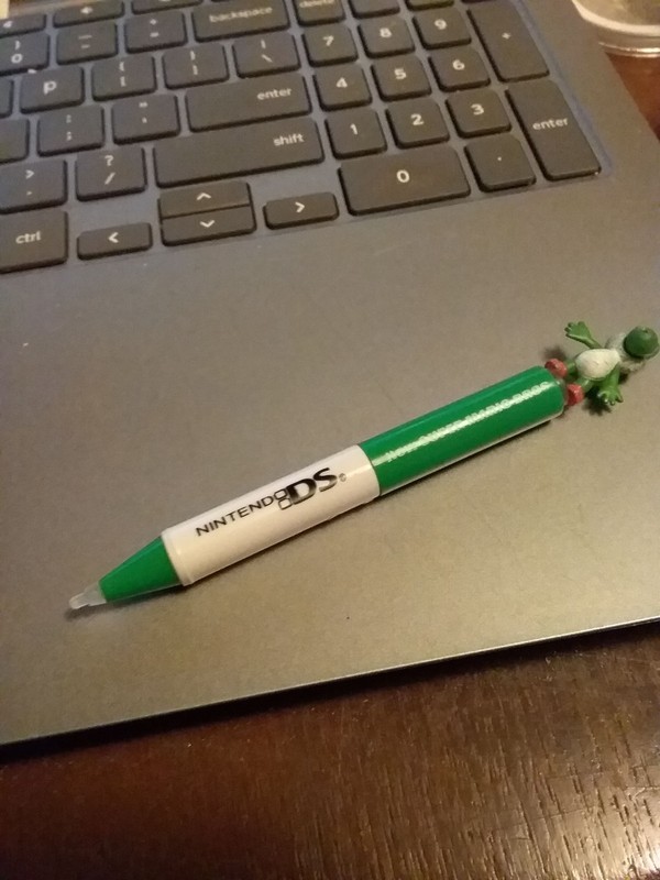 Nintendo DS Yoshi  Stylus new super Mario brothers
