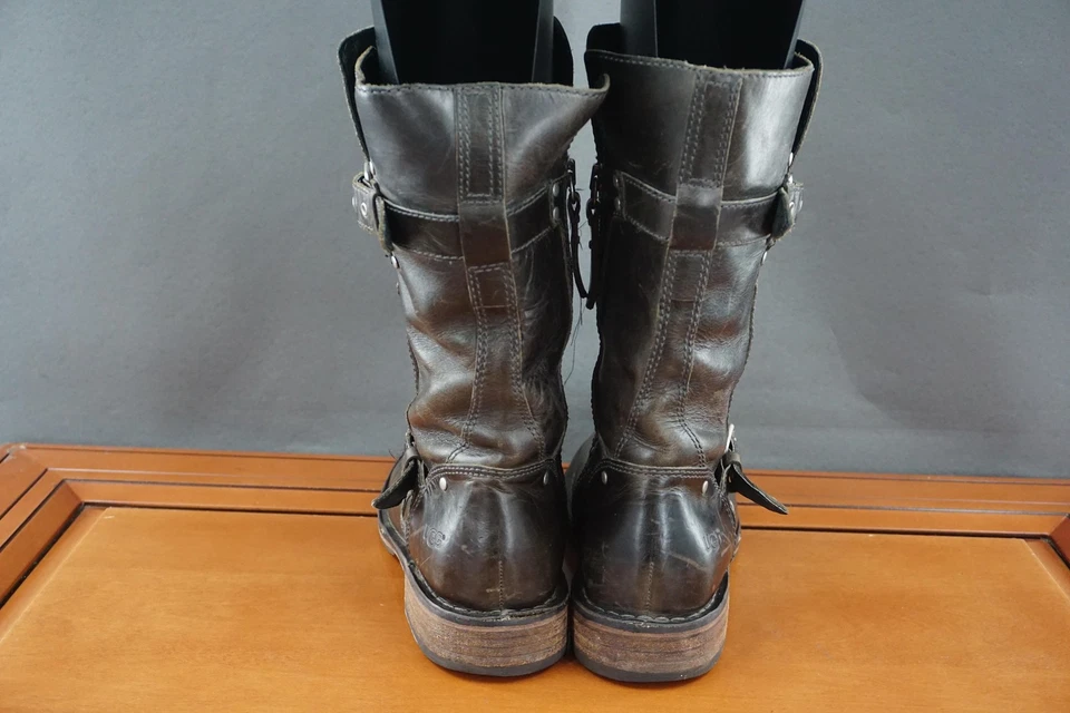 Botas UGG Mujer Talla 8 Marrón Cuero Ingeniero Moto Arnés Hebilla Cremallera Alta Foto 4 de 4