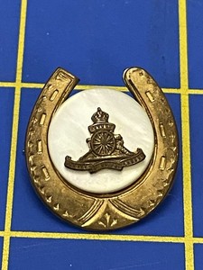 Rare ROYAL ARTILLERY SWEETHEART BROOCH  British Military