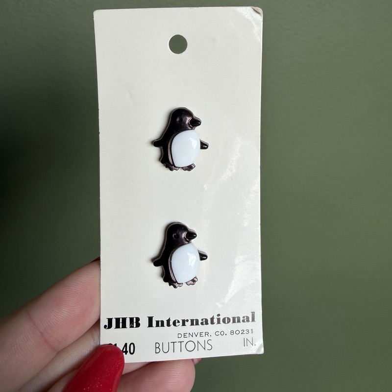 Vintage Penguin Buttons Retro Shank Style New Old Stock Sewing 1970/1980
