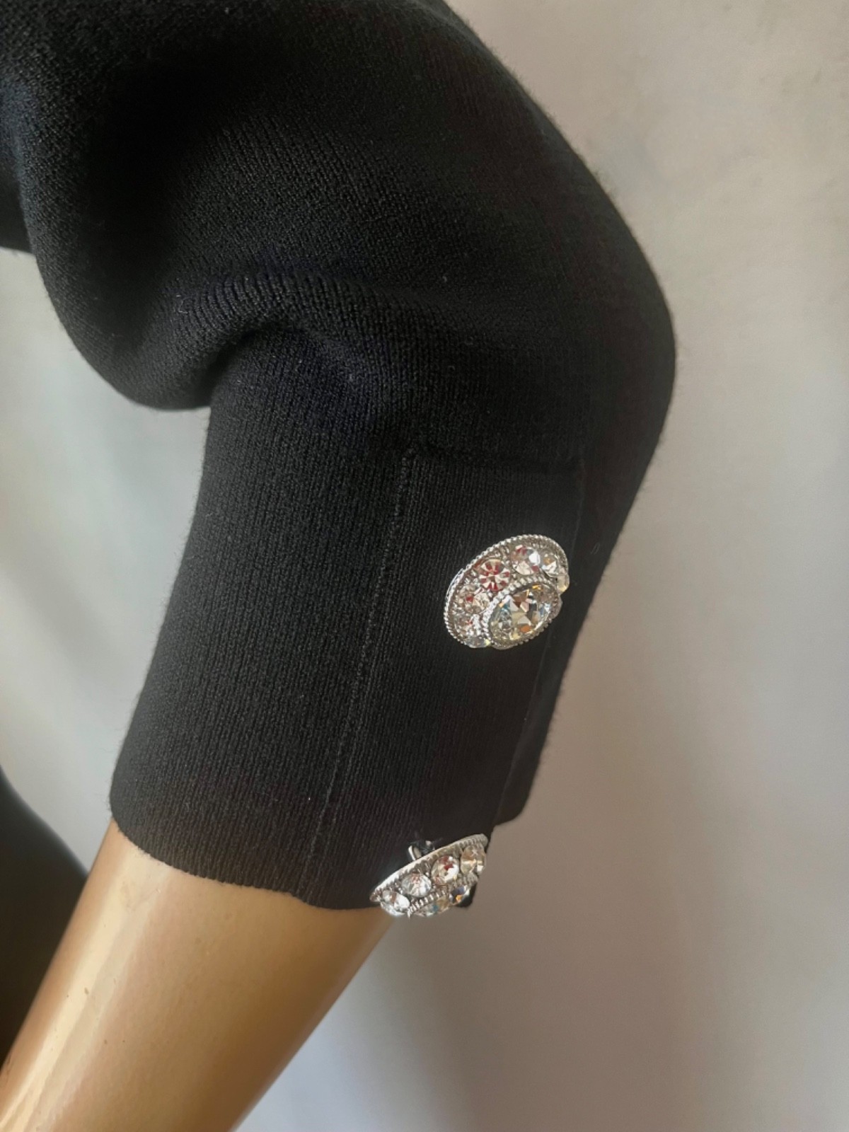 NWT ST JOHN KNIT SIZE L 10 12   BLACK  KNIT  SHEATH DRESS OPEN SHOULDER