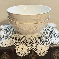 2 Thomson Pottery Hampton Soup Cereal Bowls Blue  6.25” Embossed Shells