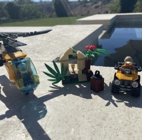 LEGO CITY: Jungle Cargo Helicopter (60158)