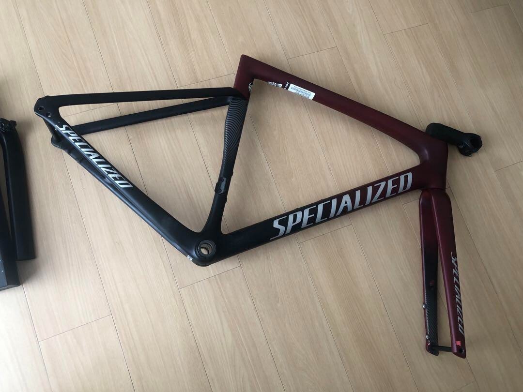 SPECIALIZED Tarmac sl7 54 size frame set Weight approx. 6.8 SPECIALIZED Tarmac sl7 54 size frame set Weight approx. 6.8