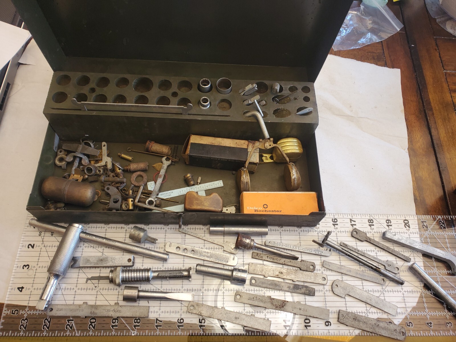 Vintage Carter Carburetor Tool Kit with Vintage Tools & Metal Box LRG