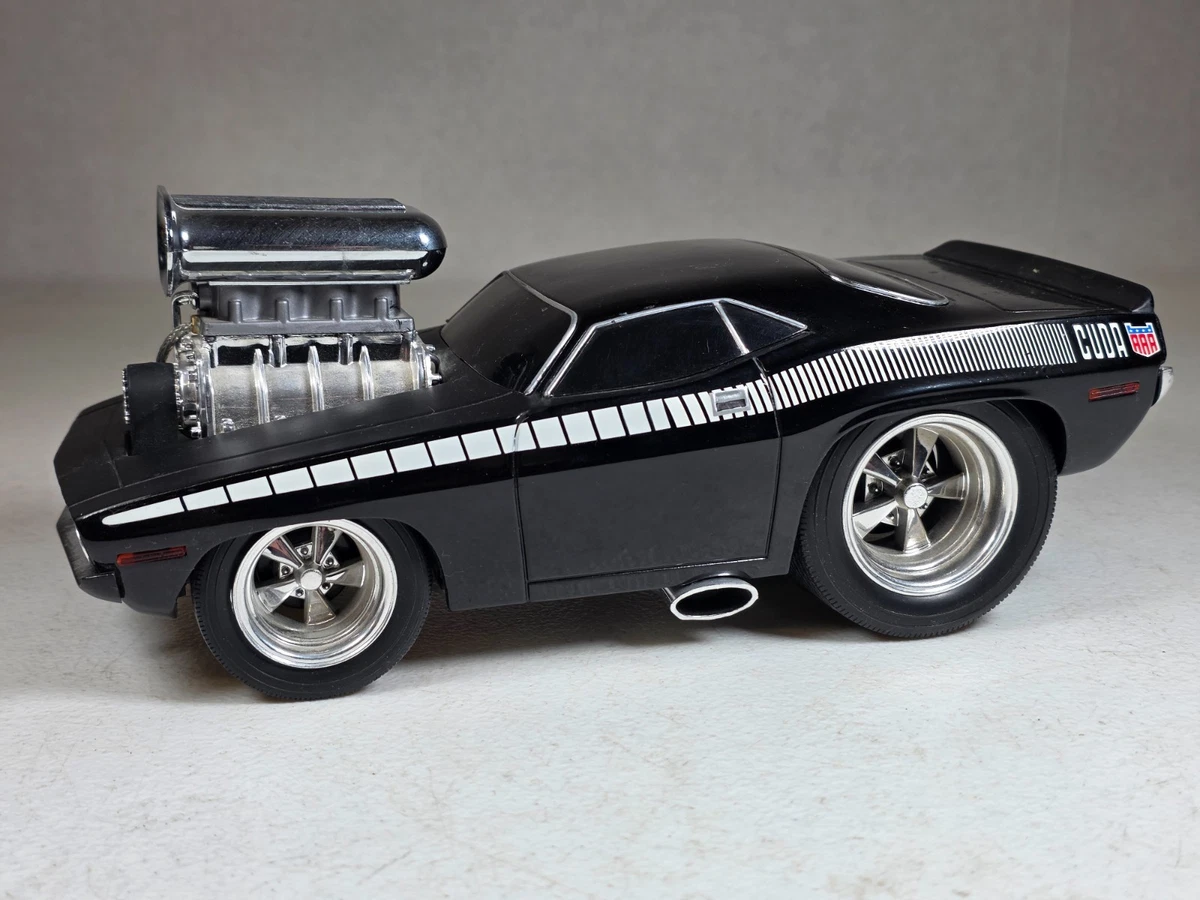 アメリカンマッスル 1/18スケール 1970 プリムス ヘミ 'クーダ Muscle Machines Plymouth 1:18 Scale Diecast & Toy Vehicles for