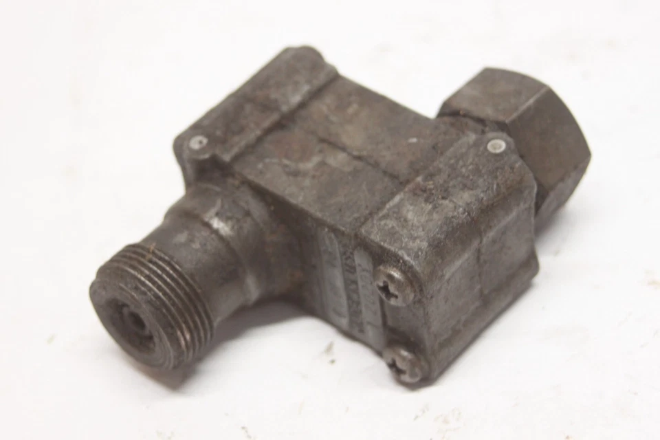 Vintage STEWART WARNER Speedometer Gear Drive Adapter 666F T3 1.2020 X Ratio - Image 2 of 4